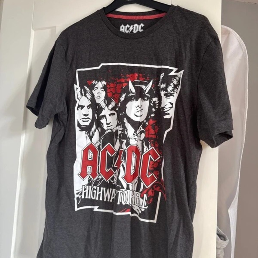 Uniqlo Dark Gray AC/DC Graphic T-Shirt